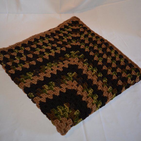Crochet Camo Baby Blanket/New - Picture 3 of 4